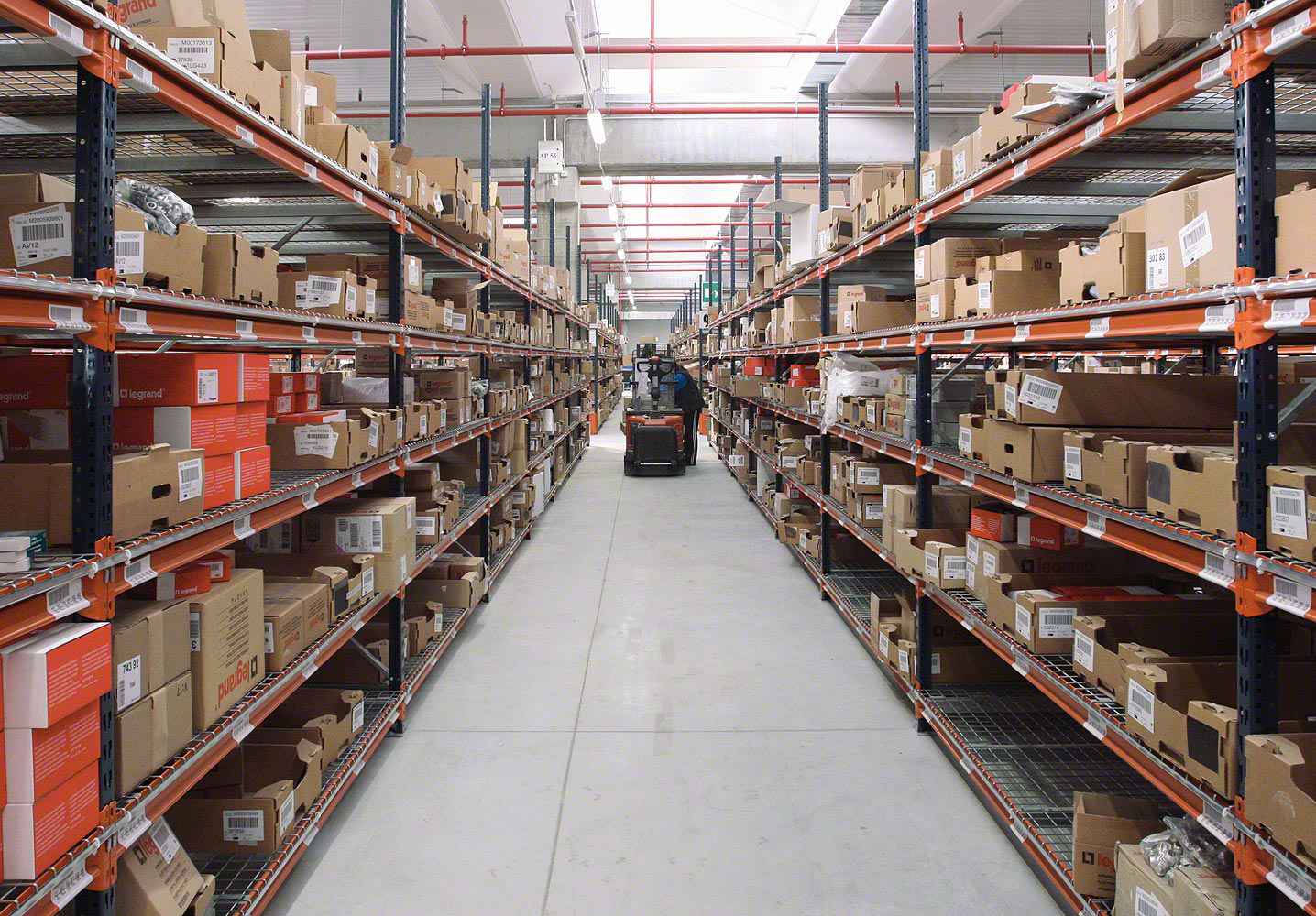 海口德韬线上技术支持有限公司智慧安全用电-仓库库房方案