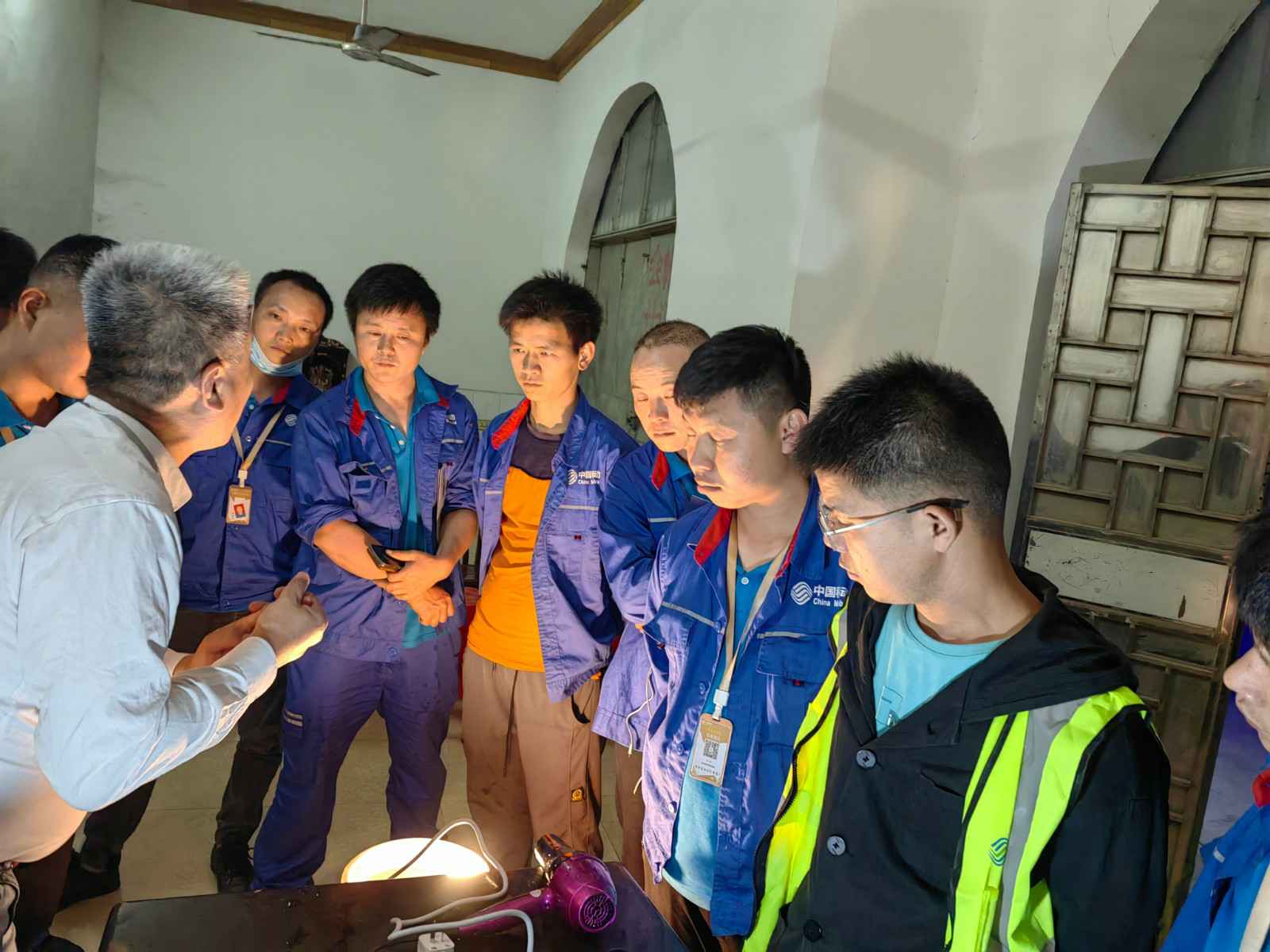 海口德韬线上技术支持有限公司为中移铁通有限公司安全用电培训